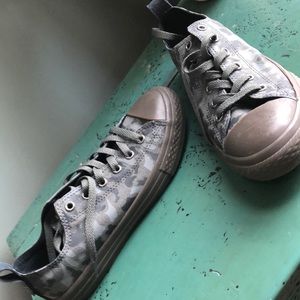 Camo Converse Chuck Taylors